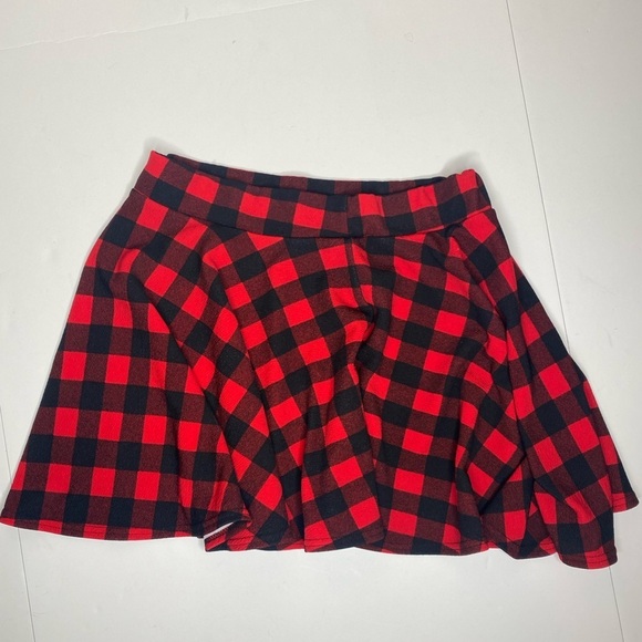 Urban Coco Dresses & Skirts - Buffalo Plaid Skater Skirt Red and Black Sz XL